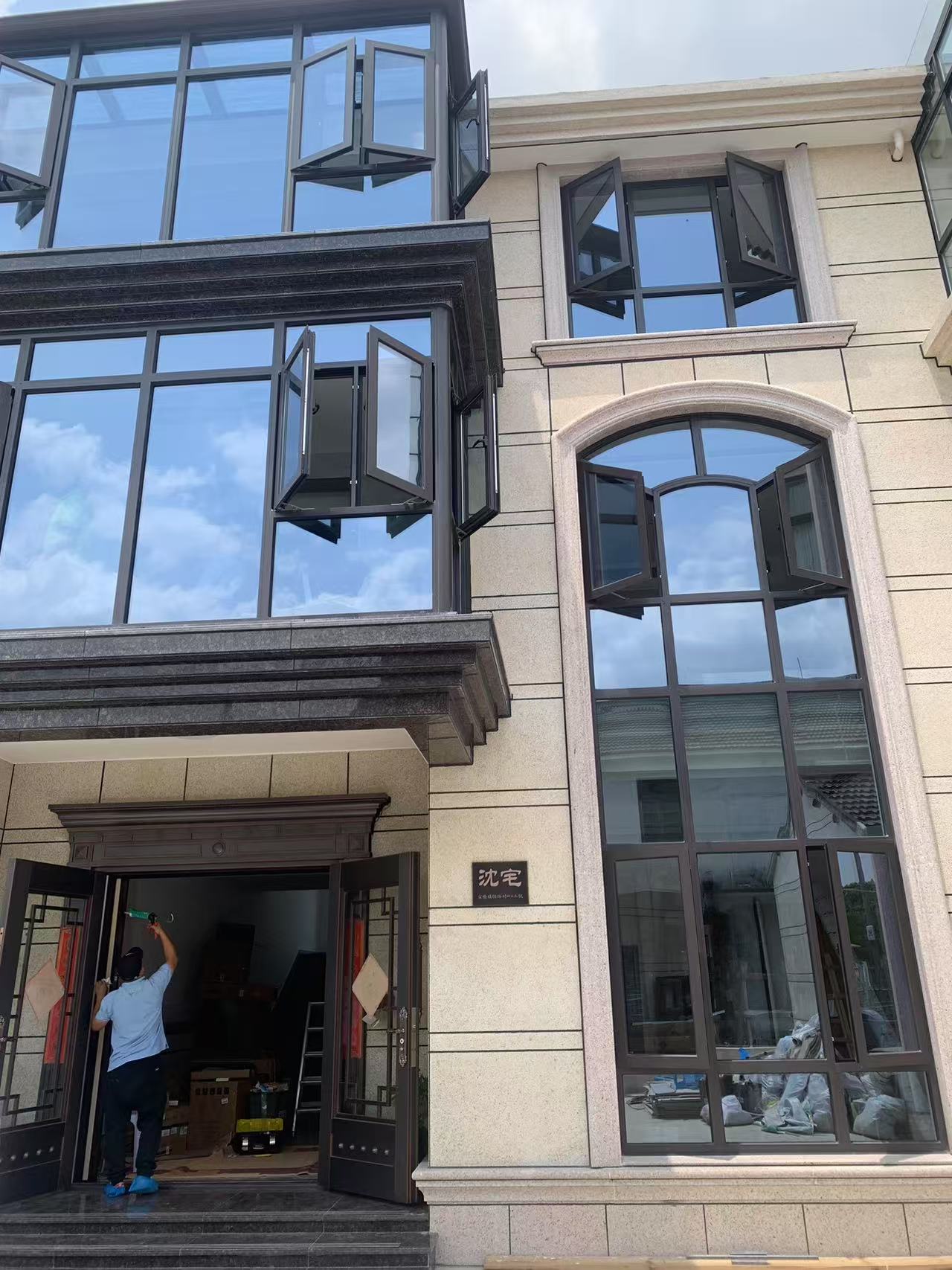 宣橋農(nóng)村自建房安裝韋柏紗門(mén)紗窗